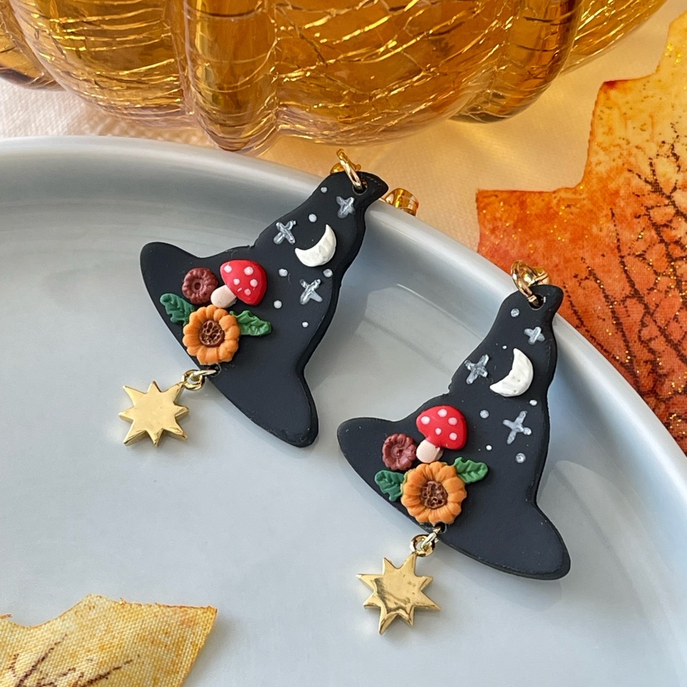 The Witch Hat 🧙🏼‍♀️ Earrings